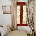 Σπίτι διακοπών Voula's Traditional House *
