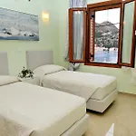 Σπίτι διακοπών Voula's Traditional House *
