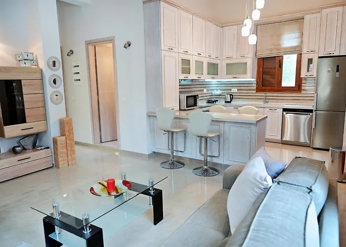 Voula's Traditional House Semesterbostad *