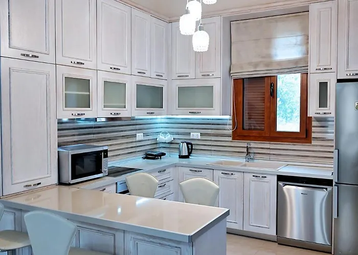 Voula's Traditional House Semesterbostad *