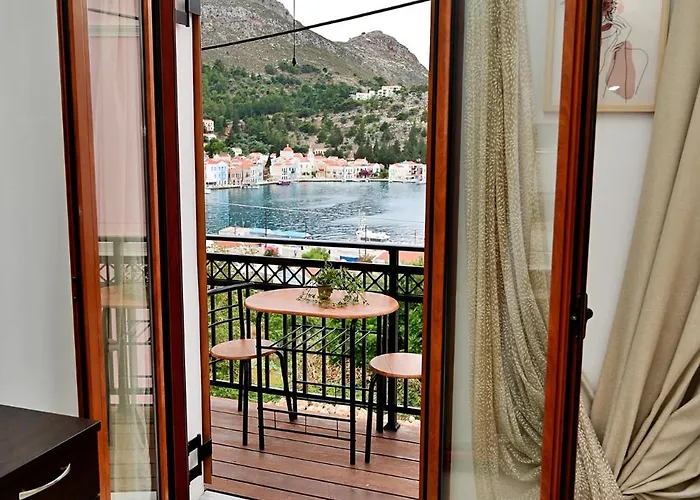 Voula's Traditional House * Meyísti